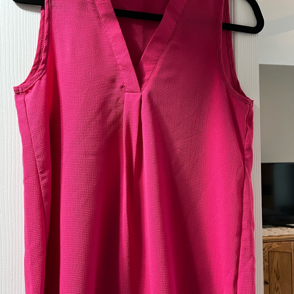 Entro sleeveless Tops